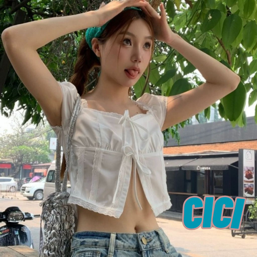 ส่งทันที Cici(NO. 3208)เสื้อครอปเเขนสั้น ผ้าคอตตอน ใส่ปาดไหล่ได้ ดีเทลแหวกด้านหน้า สไตล์น่ารักปนเซ็กซี่