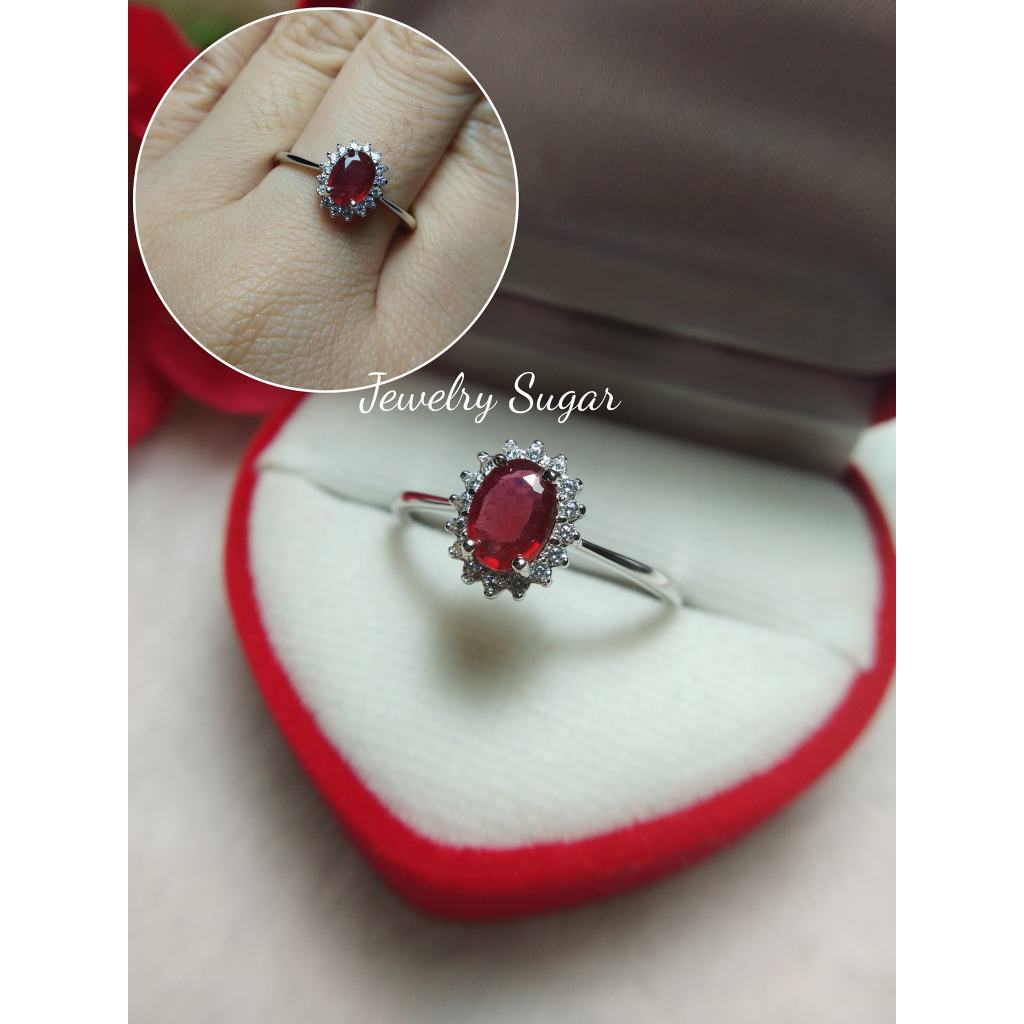 แหวนพลอยทับทิม ล้อมเพชรcz  แหวนเงินแท้ 92.5%  พลอยทับทิม 0.60 กะรัต  ล้อมเพชรcz AAAA ชุบทองคำขาว