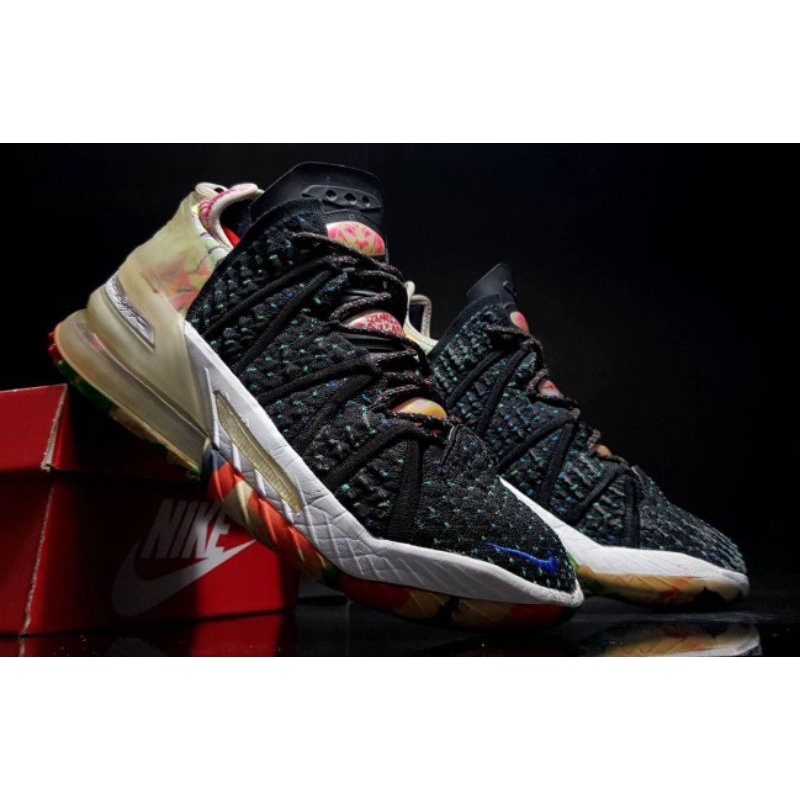 Nike : LeBron 18 "James Gang" Edition