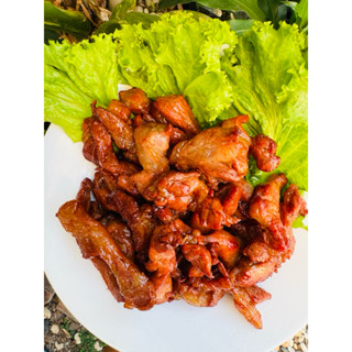 สันคอหมูแดดเดียว ชิ้นใหญ่ๆเนื้อนุ่ม รสชาติกลมกล่อม ขนาด250กร…