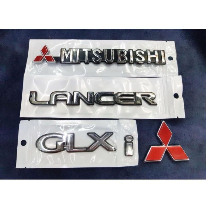 ชุด MITSUBISHI LANCER GLXI logo แดง 4 ชิ้น