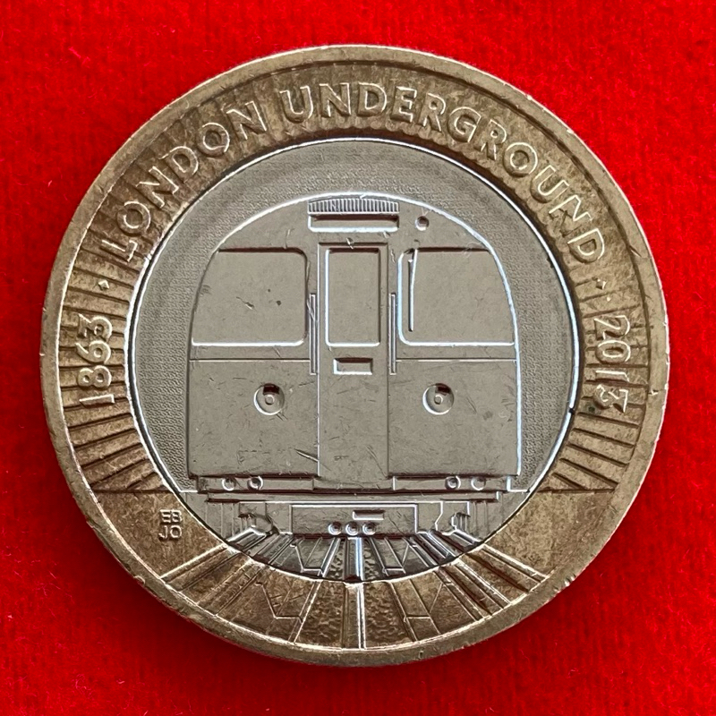 🇬🇧 เหรียญอังกฤษ United Kingdom 2 pounds ปี 2013 เหรียญที่ระลึก London Underground Train