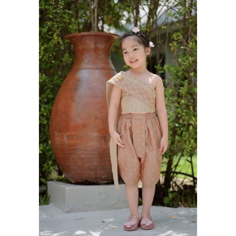 ชุดไทยเด็ก​ Little​ coogie​ ไซส์4​ พร้อมเข็มกลัด