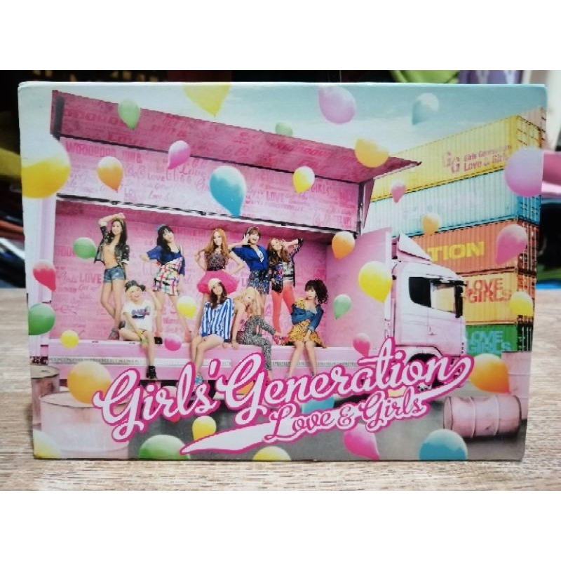 Girls' Generation​ : Love&Girls