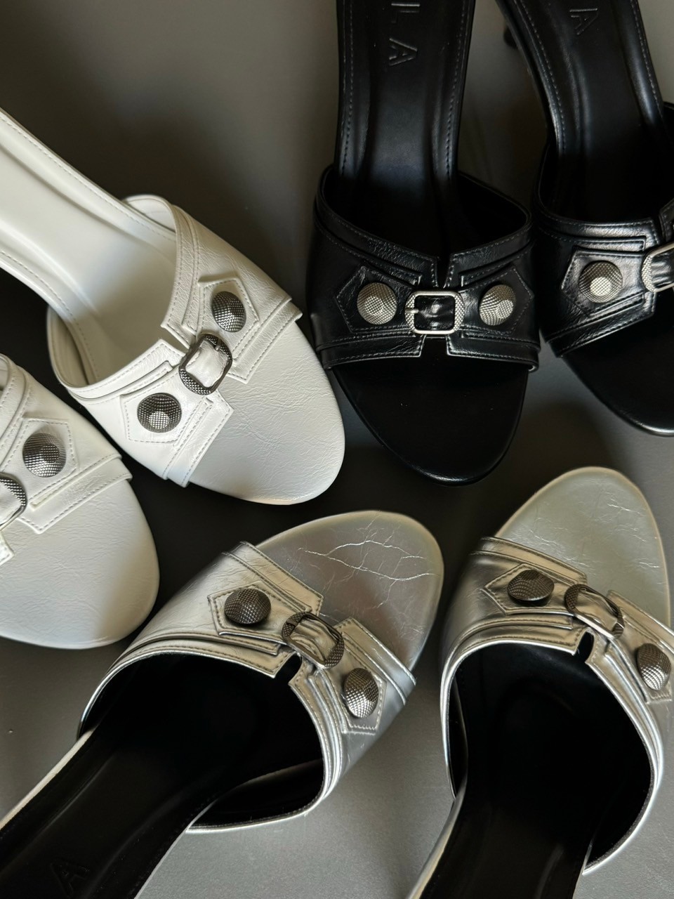 [📢สั่งผ่านไลฟ์/Videoลด100.-]25twentyfives - ( ม-1 ) รองเท้าส้นสูงตอกหมุด สูง1.5นิ้ว wila shoes