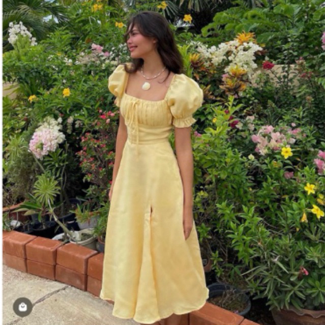 เดรสทรงซินเดอเรลล่า รุ่น  Fleur midi สีเหลืองพาสเทล แบรนด์ Ravii BKK