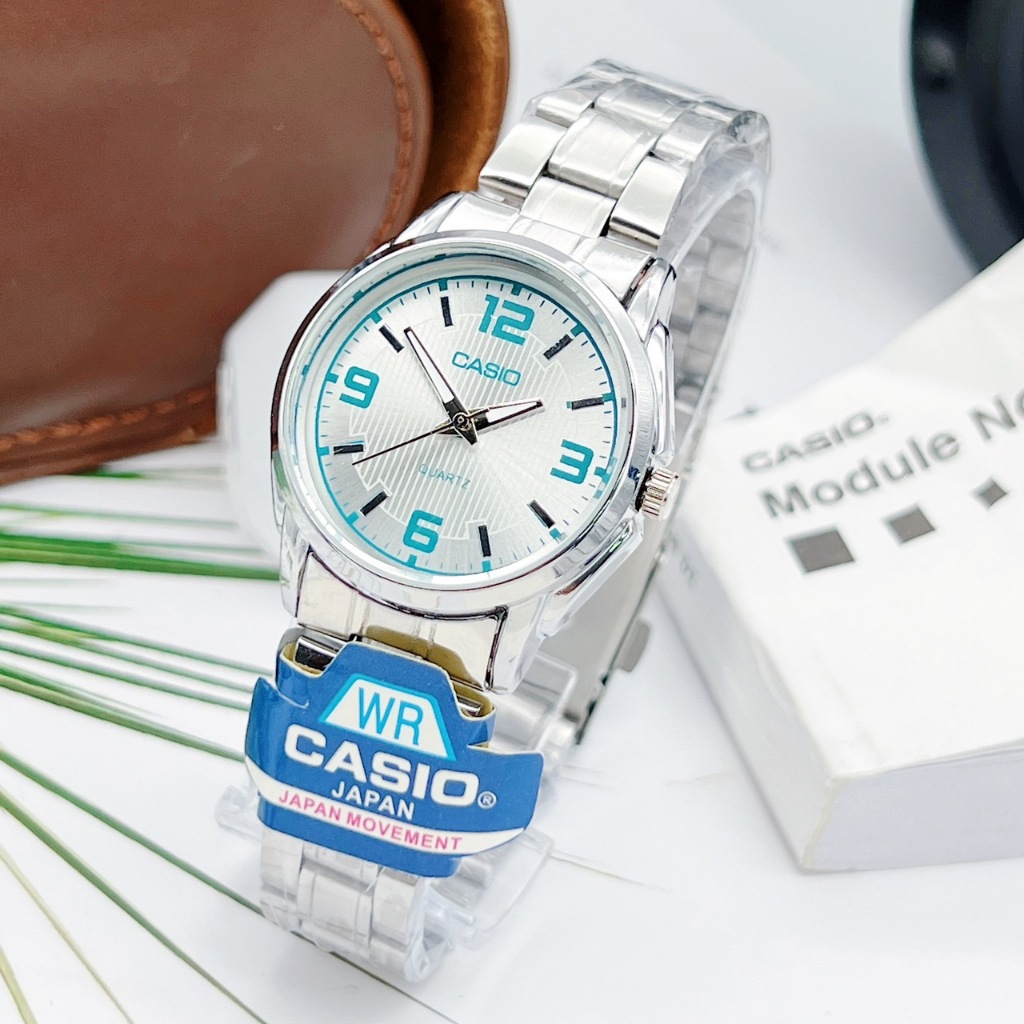 SALE นาฬิกา คาสิโอ รุ่นใหม่ นาฬิกาผู้หญิง นาฬิกาข้อมือ ผู้หญิง ขนาด 30 มม สายนาฬิกาสแตนเลส แถมกล่องคาสิโอฟรี