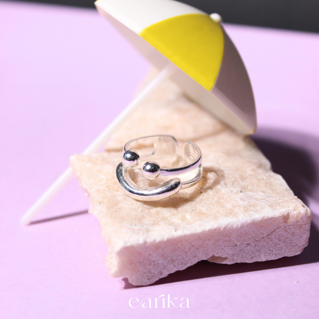 earika.earrings - peppy ring  แหวนรูปหน้ายิ้มชุบทองคำขาว เหมาะสำหรับคนแพ้ง่าย