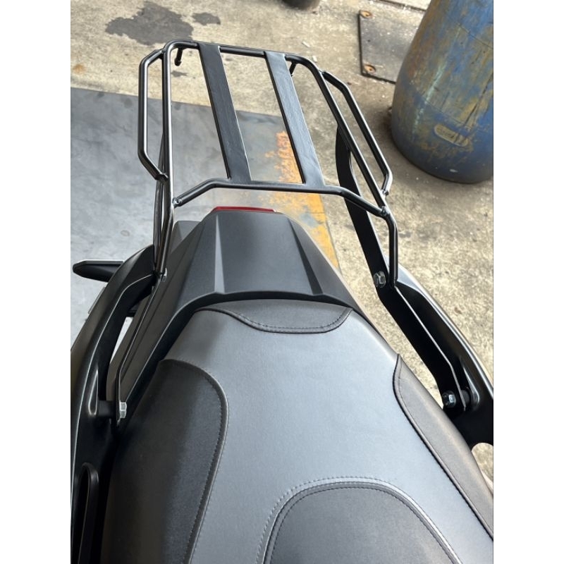 แร๊คท้าย(Honda-ADV350 + ชุดน๊อตครบชุด(ใส่รถปี2025ได้)