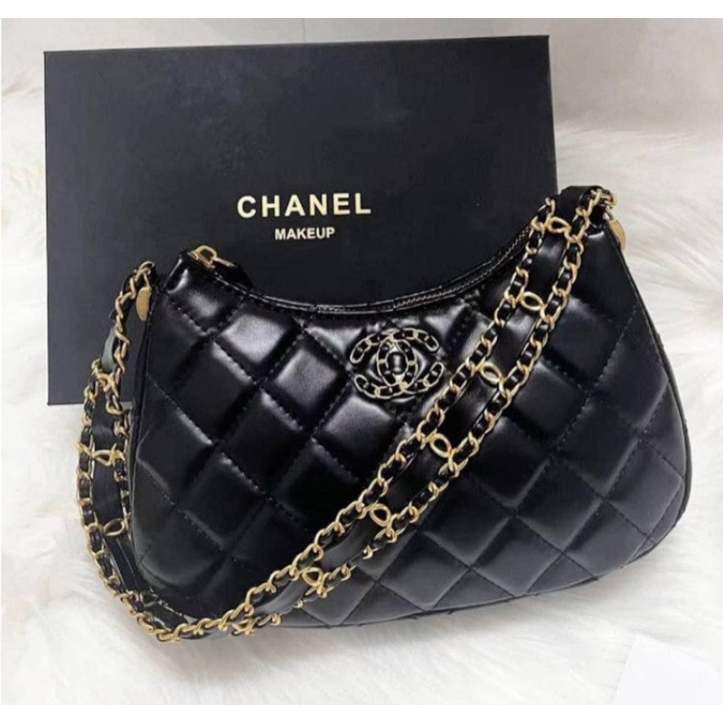 กระเป๋า Chanel vip Gift