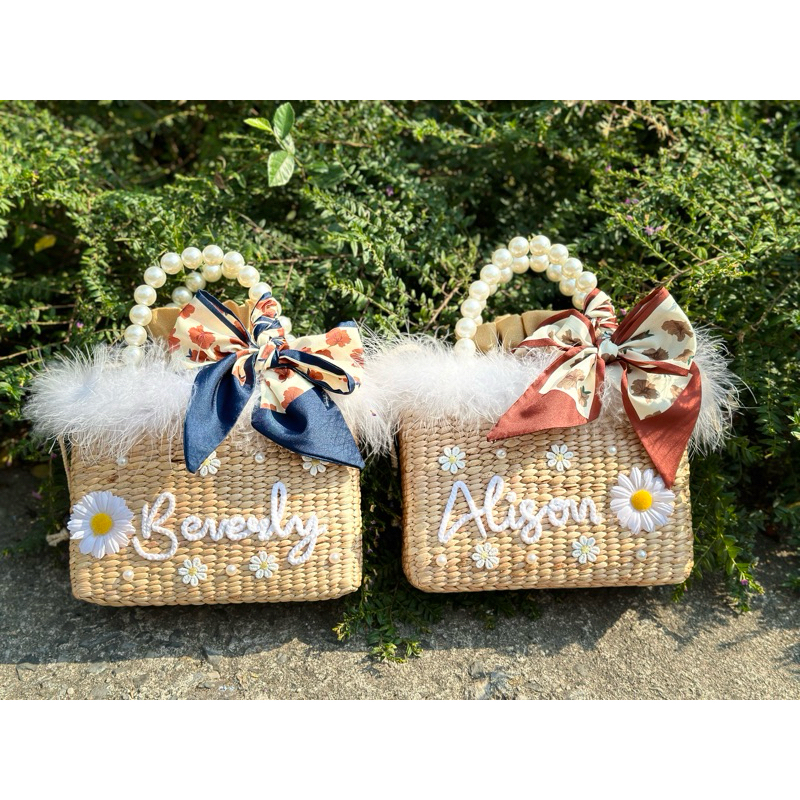 Sindy Bag กระเป๋าสานผักตบชวา มี 2ขนาดให้เลือก กระเป๋าติดชื่ิอได้