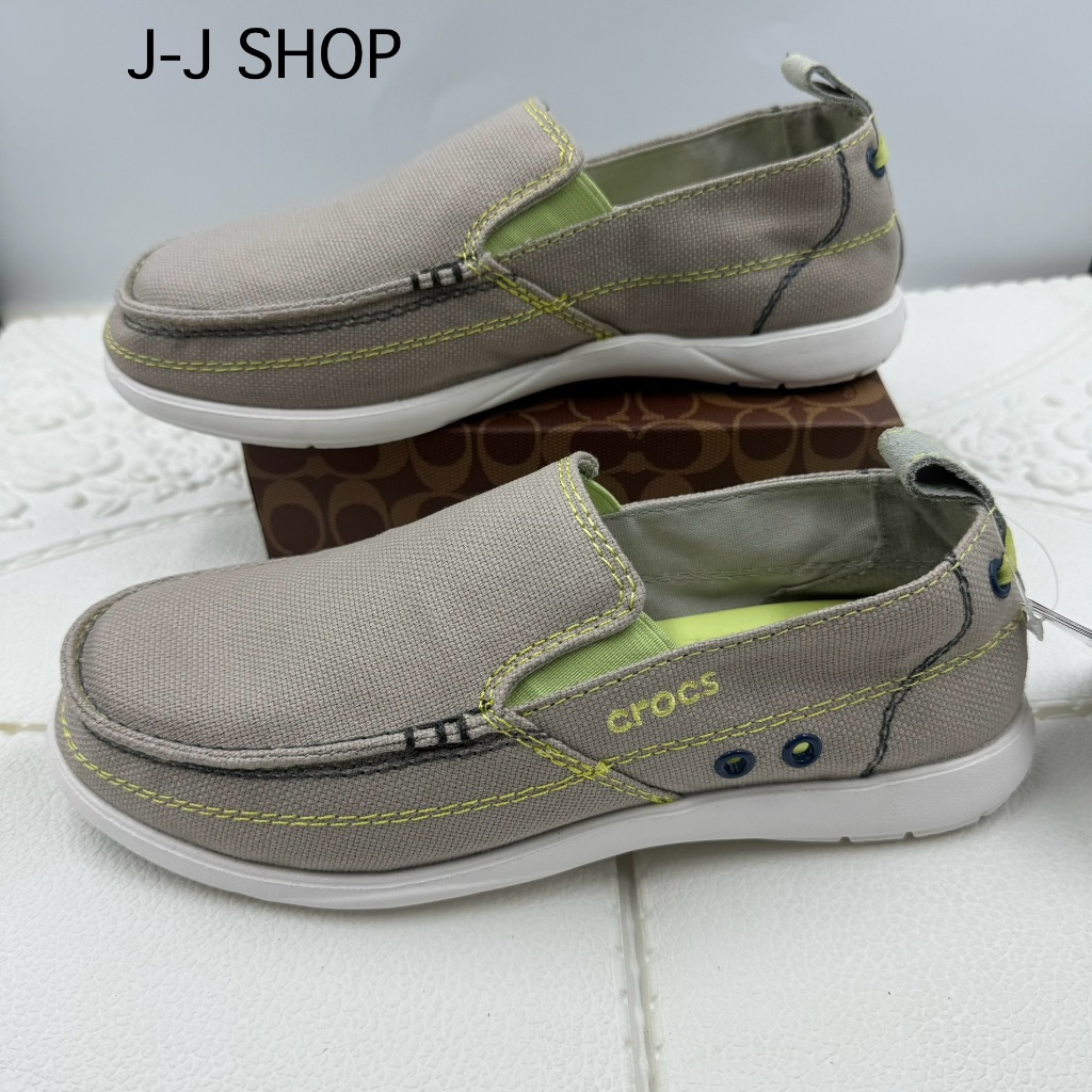 รองเท้าผ้าใบ Crocsสำหรับผู้ชาย ผลิตจากผ้าคุณภาพดี พื้นนิ่มใส่สบายใส่ทน  รับรองสินค้าตรงปกตามรูป