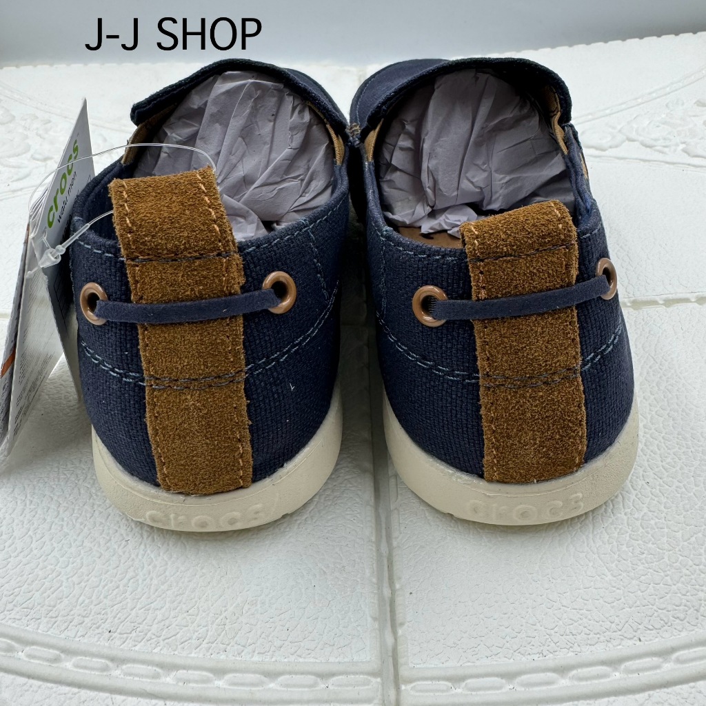 รองเท้าผ้าใบ Crocsสำหรับผู้ชาย ผลิตจากผ้าคุณภาพดี พื้นนิ่มใส่สบายใส่ทน  รับรองสินค้าตรงปกตามรูป