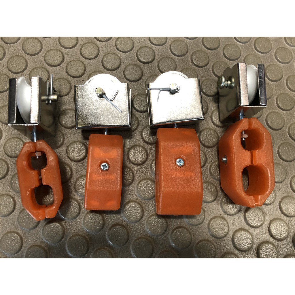 ลูกล้อจับ สายไฟ / สายลม ฐานเหล็ก วิ่งบนสลิง / DM-01S DM-01L