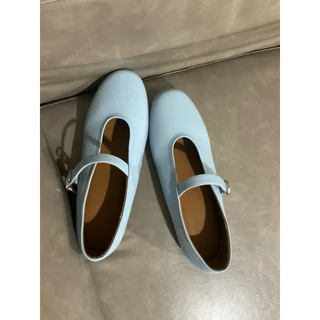 TwoTwentyTwo.stores “Envy” Mary Jane soft ballerina