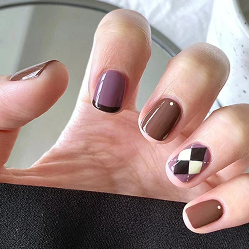 🇹🇭ร้านไทย🇹🇭【R667】เล็บปลอม สไตล์โมเดิร์น ใช้งานง่าย 24 ชิ้น