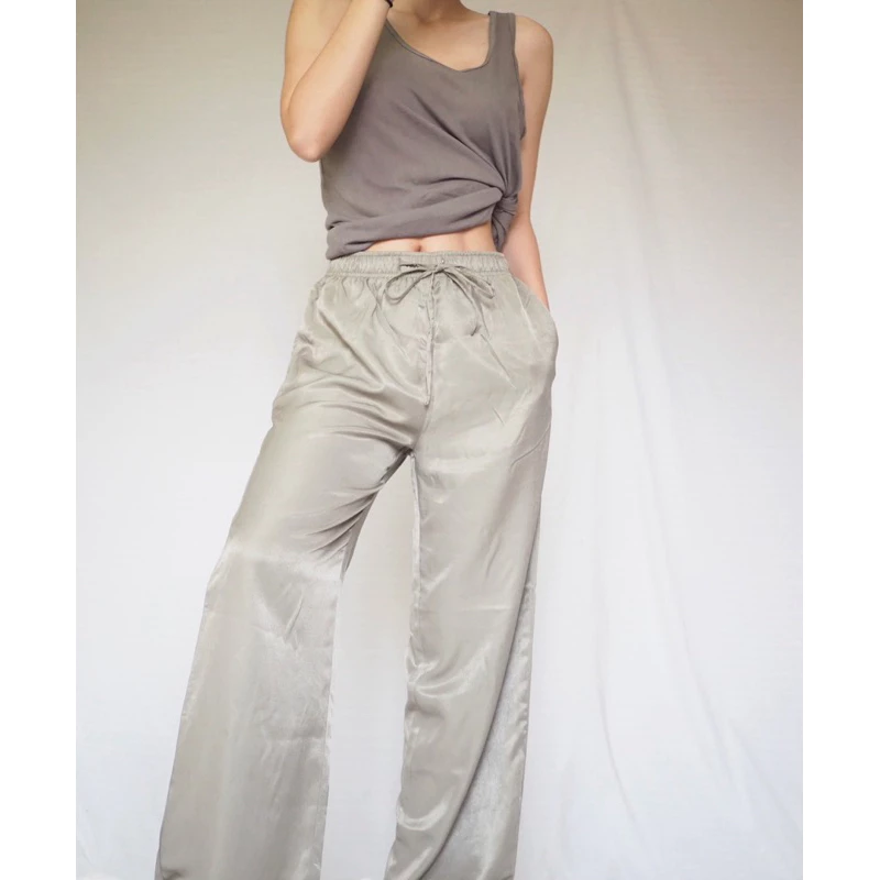 SK35 กางเกงขายาวผ้า silk japan สีเทาอมเขียว