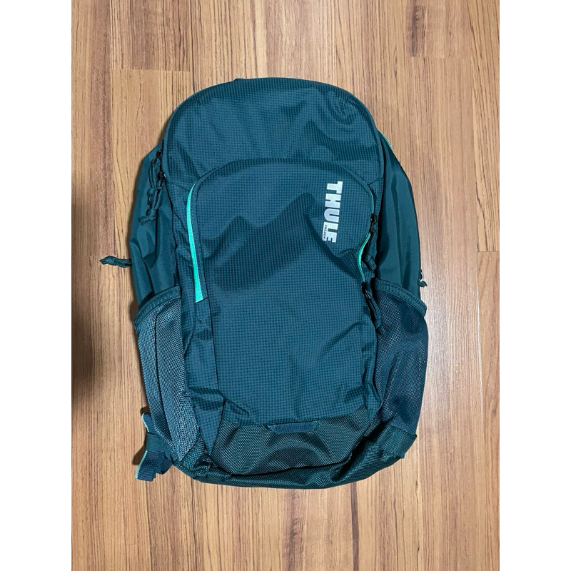Thule achiever backpack ขนาด 20 L มือสอง สภาพ90% ++
