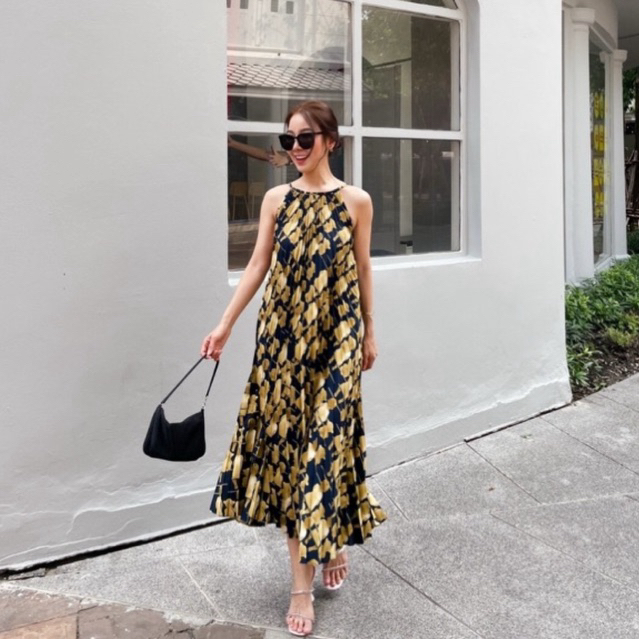 Print bear pleated maxi dress (ผ้าหมดไม่มีผลิตเพิ่ม) เดรสสายเดี่ยวผ้าพลีท อัดลายกราฟฟิค สำหรับคนท้อง หรือใส่ออกงานได้