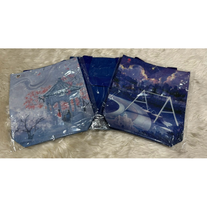 กระเป๋าพรีเมียมแจมใส่ลดราคาจาก79เหลือ 59 ฿