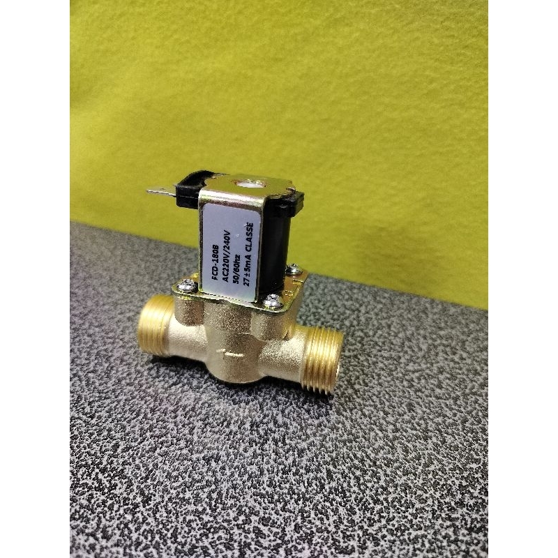 โซลินอยด์วาล์วน้ำทองเหลือง วาล์วไฟฟ้า AC 220V (1/2เกลียวนอก)