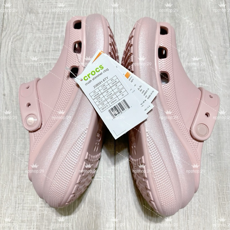 CROCS Classic Crush Shimmer Clog รองเท้าลำลองผู้ใหญ่ ของแท้