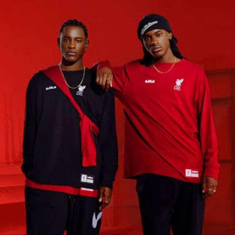 [New] Nike LeBron x Liverpool F.C. Long-Sleeve Max90 T-shirt