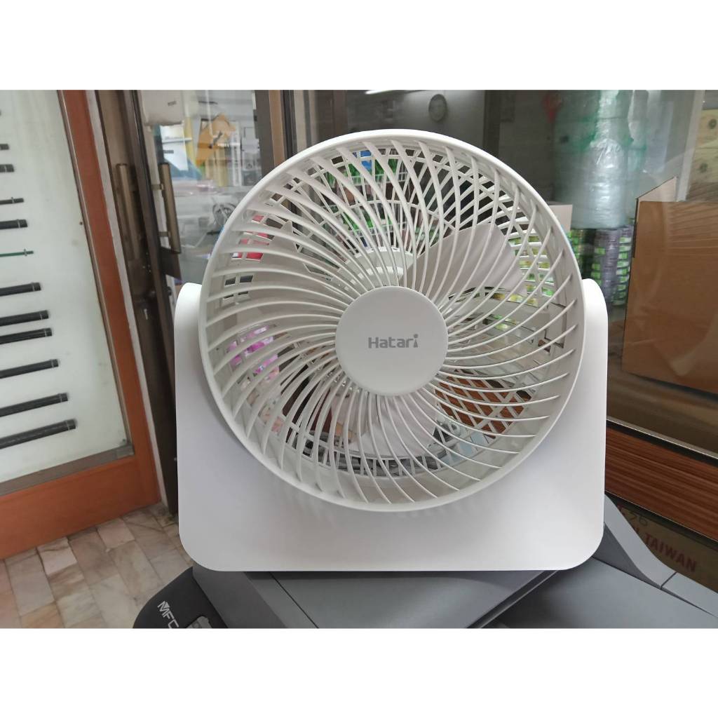HATARI พัดลมตั้งโต๊ะ 8 นิ้ว HT-PS8M1