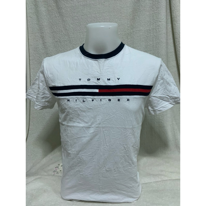 TOMMY HILFIGER เสื้อยืดคอกลม แขนสั้น  มือสอง