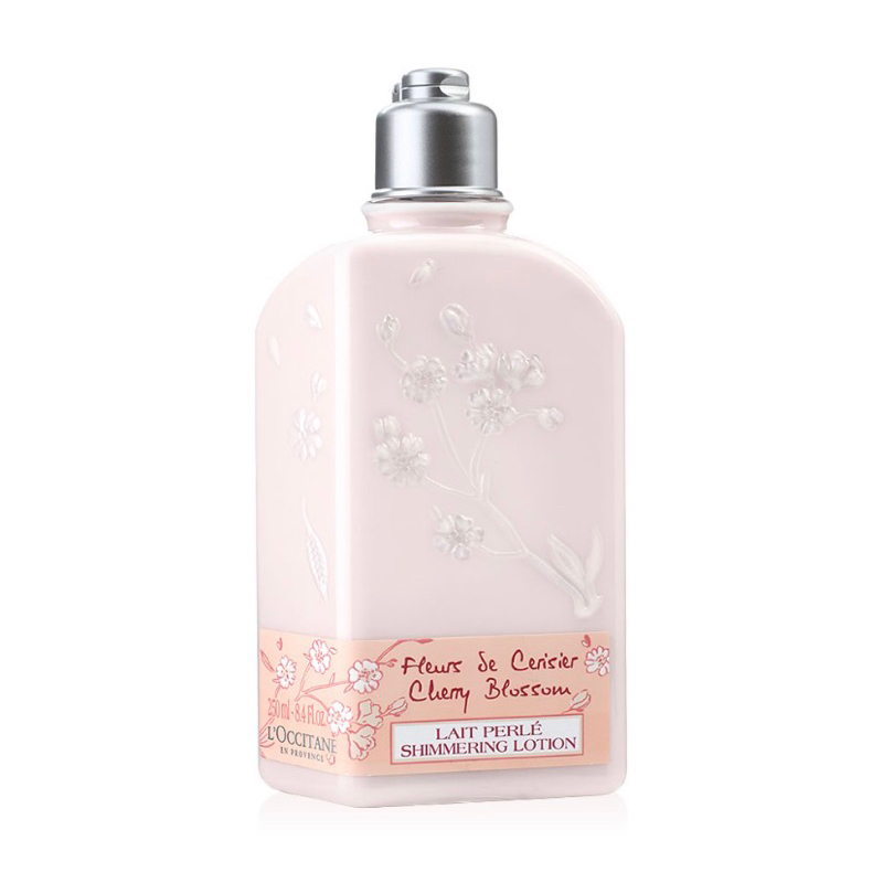 Body lotion กลิ่น Cherry Blossom Shimmering Lotion ขนาด 250 ml