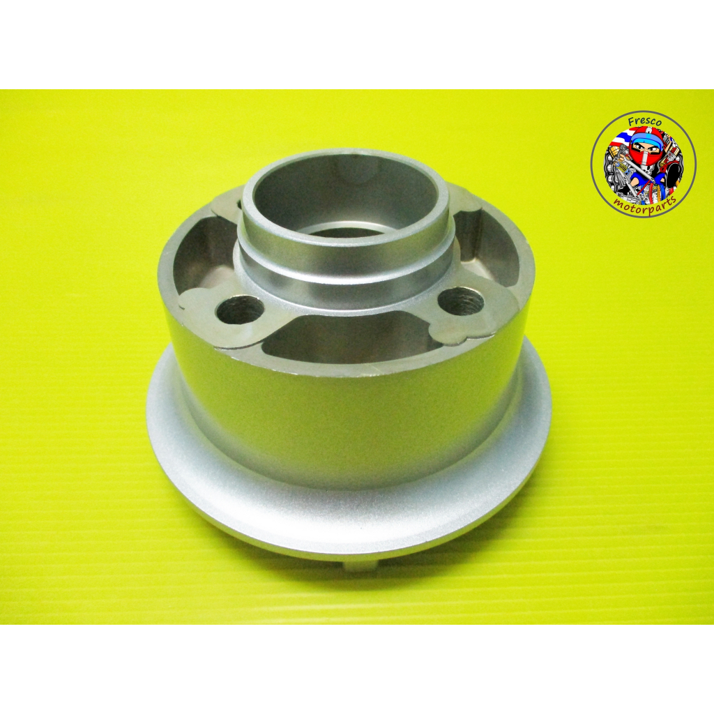 ดุมสเตอร์หลัง KAWASAKI LEO TUXEDO CHEER Rear Sprocket Hub
