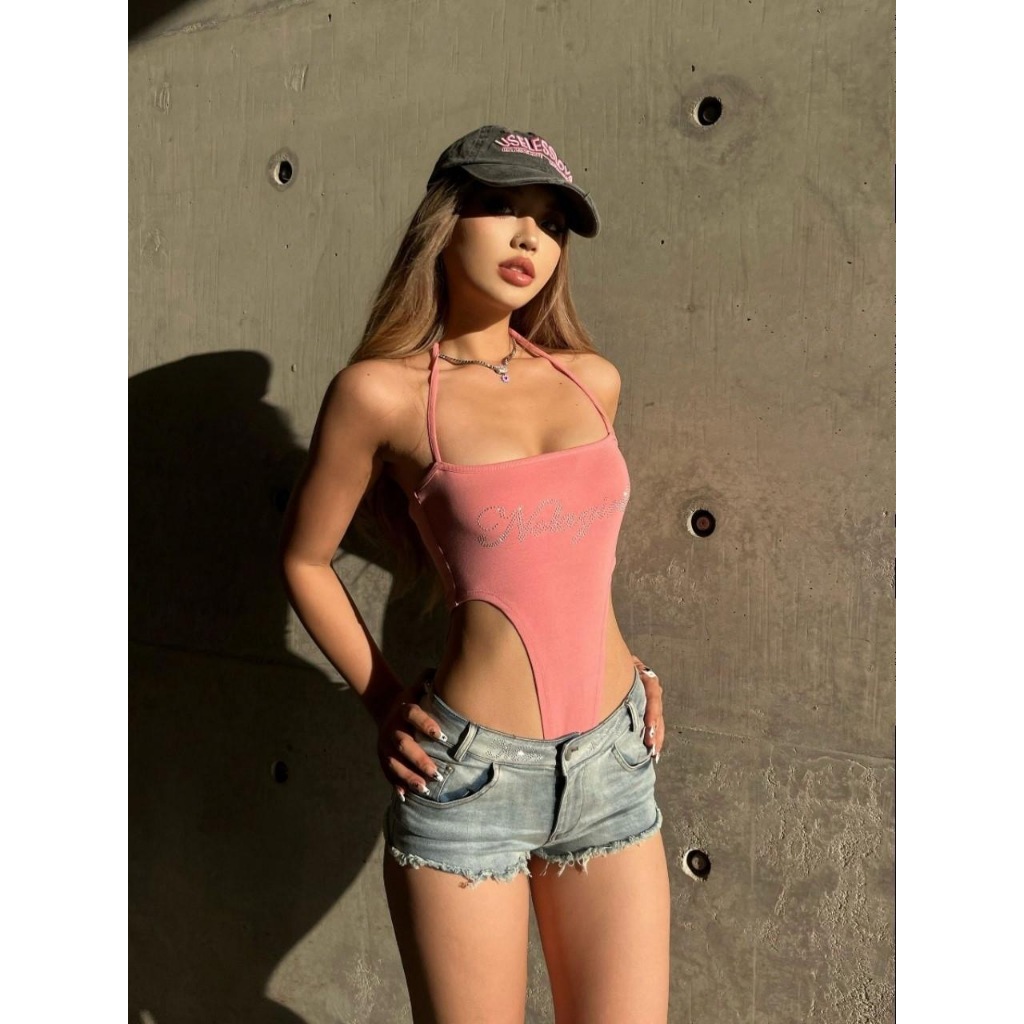 พร้อมส่ง บอดี้สูทสีชม สุดแซ๋บ เสื้อผ้าฤดูร้อน วันพีช bodyshuit pick swim