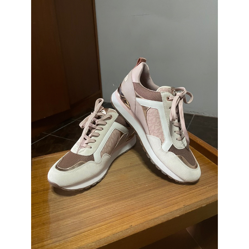 Michael Kors Wilma Trainer Sneakers Soft Pink Suede