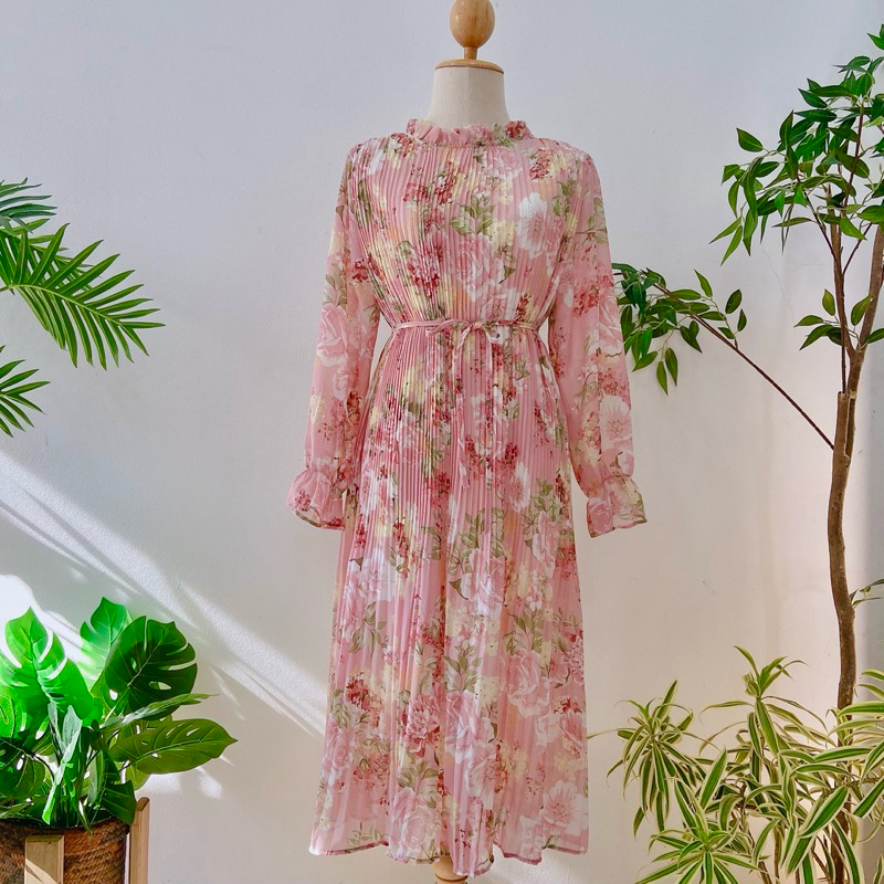 เดรสอัดพลีท ใส่ทำงาน คลุมท้อง ออกงาน ชุดมีซับในค่ะ