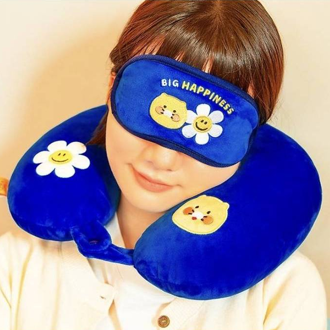 ( พร้อมส่ง ) Kakao Friends x Wiggle Wiggle Neck Pillow & Eye Pad หมอนรองคอพร้อมผ้าปิดตา