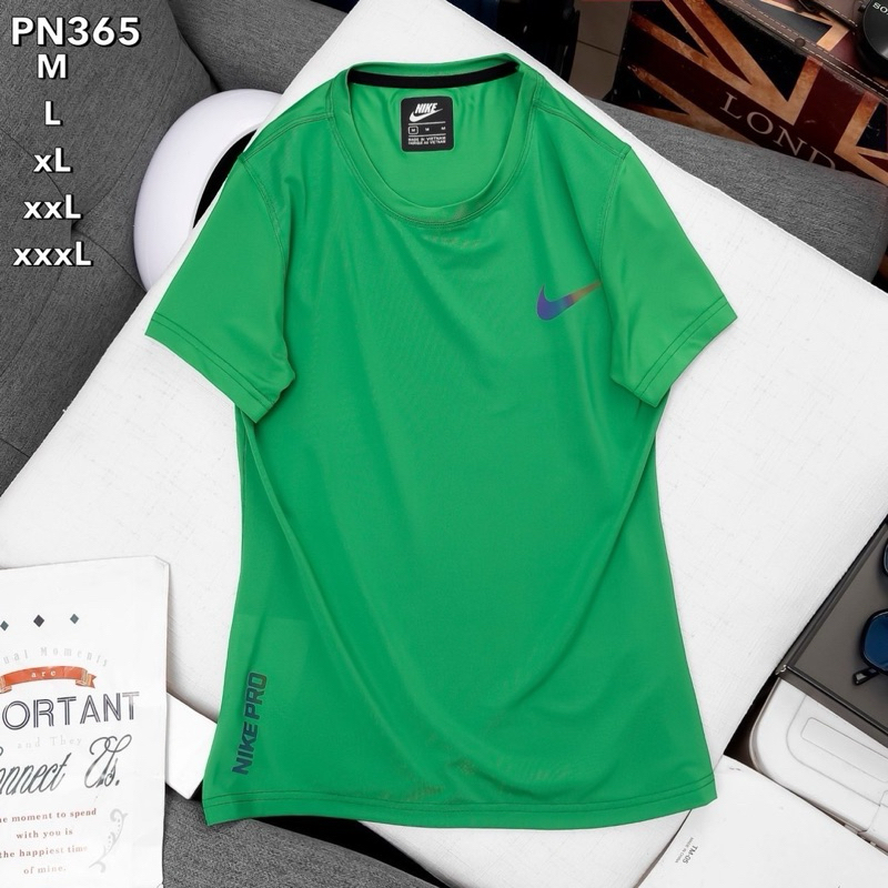 เสื้อคอกลมผู้หญิง แขนสั้น AD73