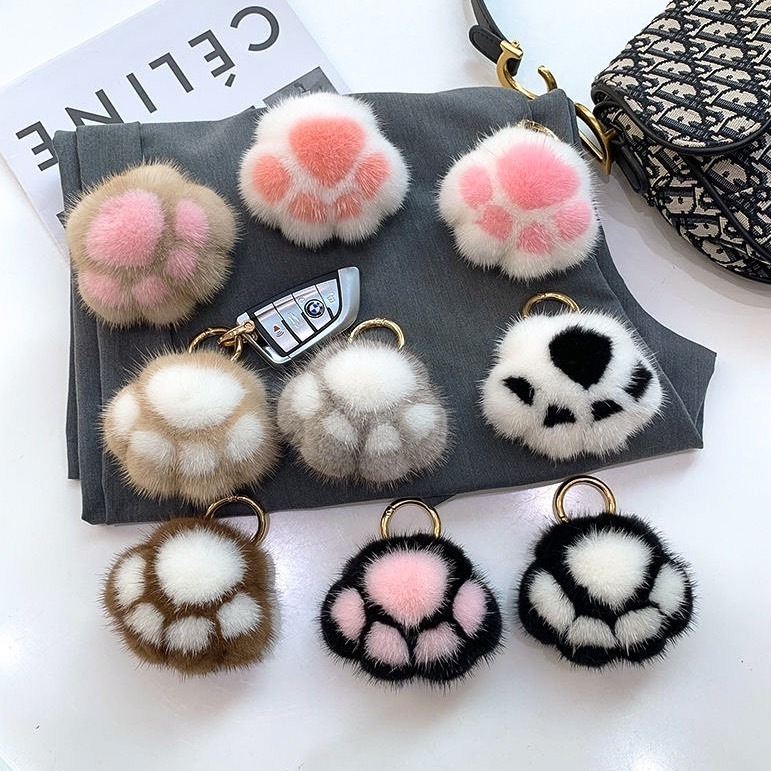 [พร้อมส่ง] พวงกุญแจ อุ้งเท้าแมว พวงกุญแจห้อยกระเป๋า ขนมิ้งค์ นุ่มฟู ตุ๊กตาน่ารัก ตกแต่งกระเป๋า จี้ตุ๊กตาการ์ตูนแมวขนนุ่น ราคา ถูกที่สุด ดีลบีเคเค แกลเลอรีภาพที่ 6