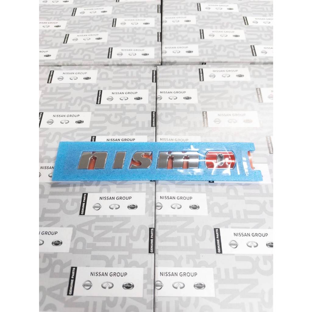 โล้โก้ตัวหนังสือ "NISMO" 84895-3YW0A