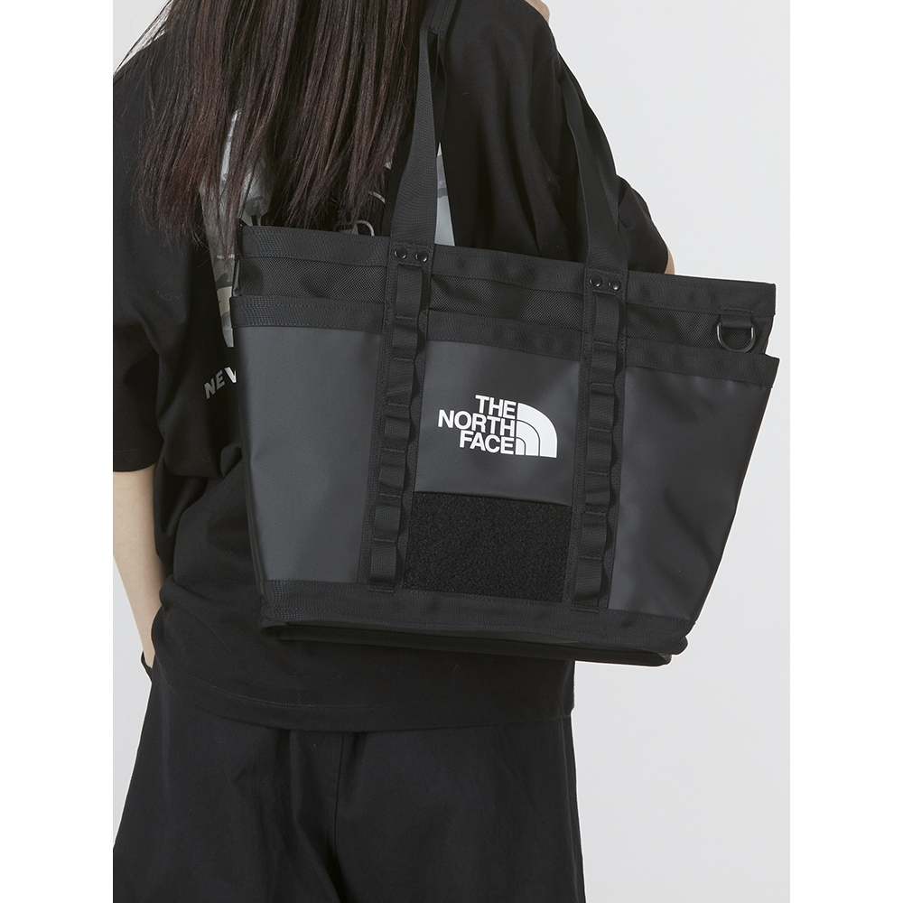 กระเป๋า THE NORTH FACE EXPLORE UTILITY TOTE - TNF BLACK ความจุ 17 ลิตร ของแท้ พร้อมส่งจากไทย