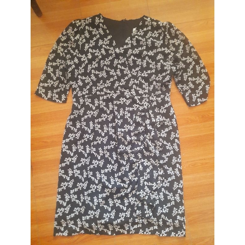 เดรส Nous us size XL อก 40 นิ้ว ไหล่ 16 นิ้ว เอว 34 นิ้ว สะโพก 44 นิ้ว