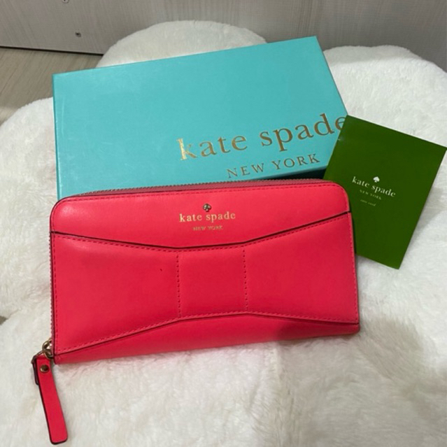 Kate Spade New York 2 Park Avenue Lacey Wallet Rare Item มือสอง