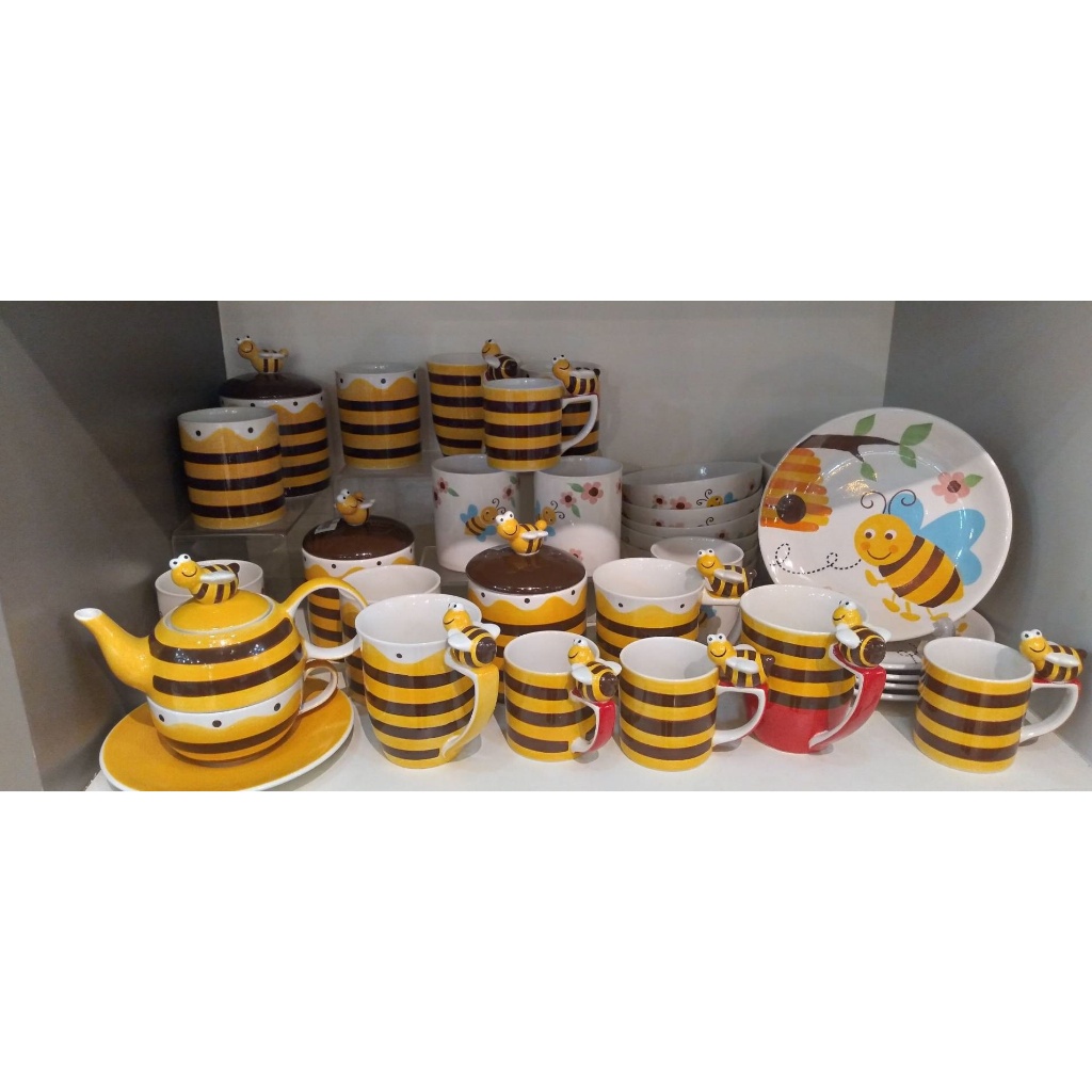 เซรามิคลำปาง แก้วมัคมีหูวาดลายด้วยมือลายผึ้ง Bubble Bee Handpaint Mug