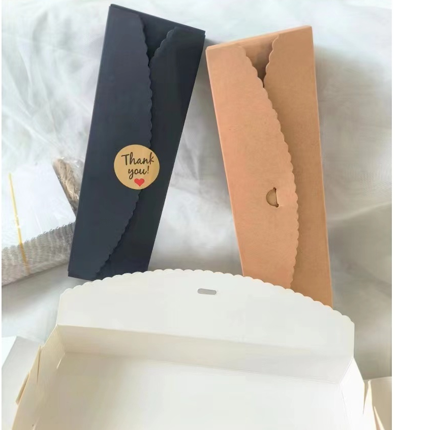 พร้อมส่ง กล่องกระดาษคราฟใส่ขนม ใส่ของขวัญ ทรงยาว ใส่ของชำร่วย ของปัจฉิม