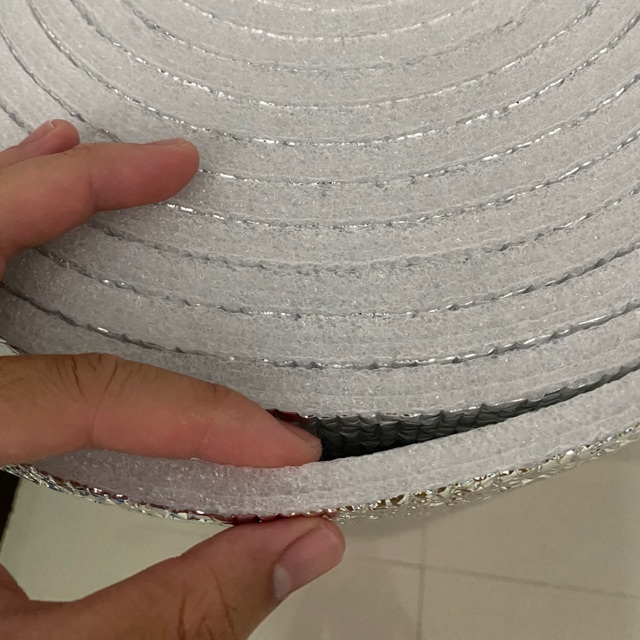#ฉนวนกันความร้อนPE แบบ 1หน้า หนา10mm. กว้าง90cm. ยาว10m** ร้านขอสงวนสิทธิในการเลือกระบุ(สี)ล็อตของการผลิต**