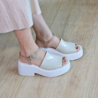 รองเท้าส้นตึก หนังแก้ว สายรัดข้อเท้า ดีไซน์เปิดปลายเท้า สไตล…