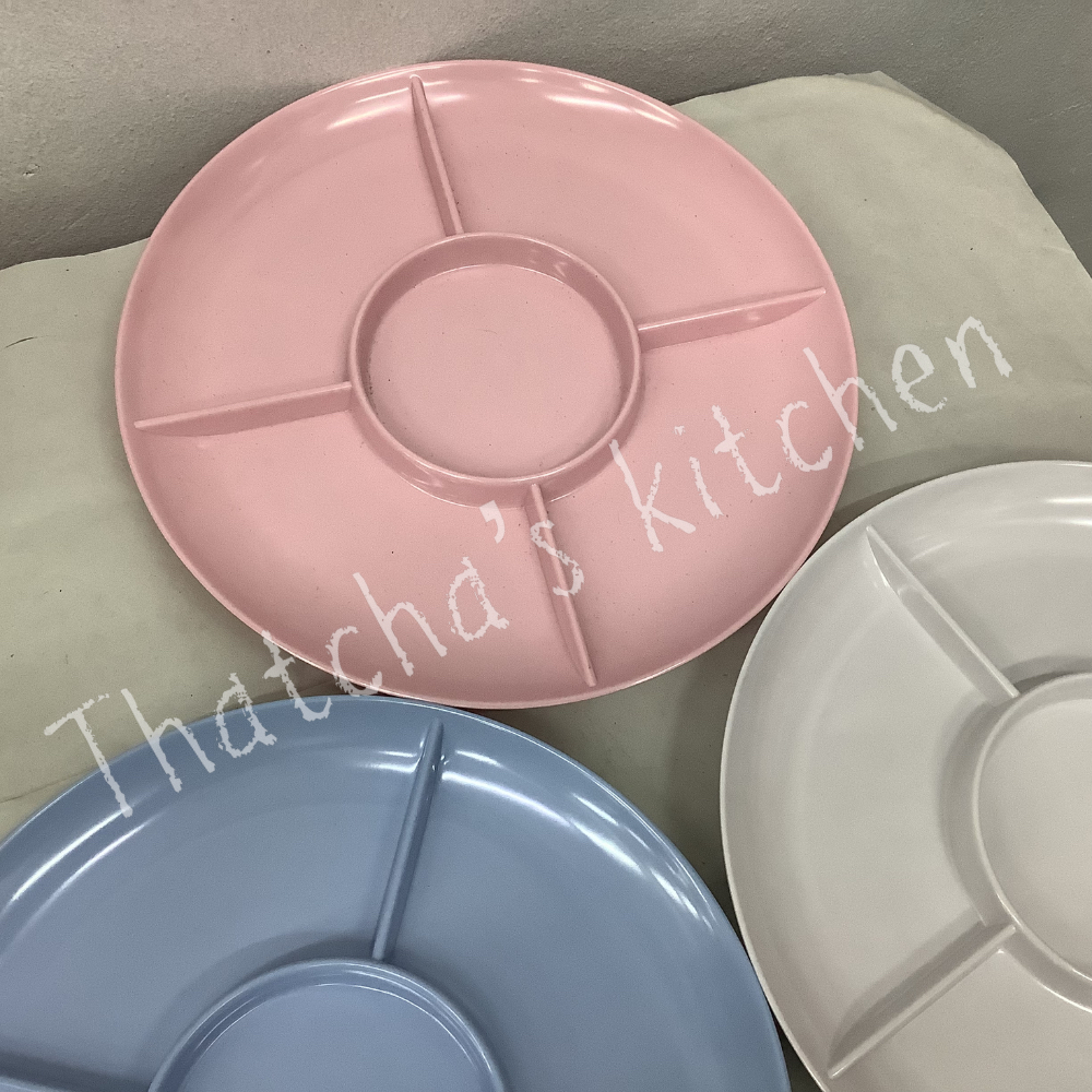 ถาดออเดิร์ฟ 5 ช่อง ขนาด 12 นิ้ว เนื้อเมลามีน ยี่ห้อ SIAM BESTWARE สีฟ้า/ชมพู/ขาว ( 1 กล่อง บรรจุ 6 ถาด )