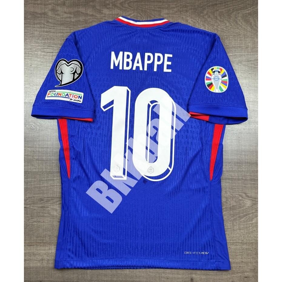 Player - เสื้อฟุตบอล ทีมชาติ France Home ฝรั่งเศส เหย้า Euro ยูโร 2024 10 MBAPPE อาร์มยูโร