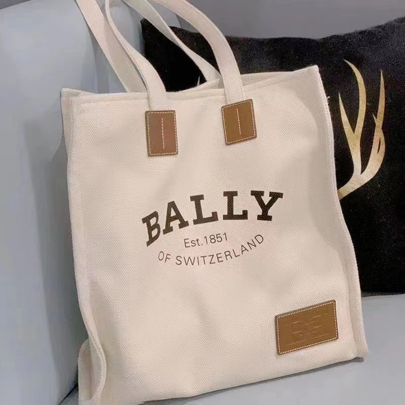 กระเป๋าผ้า BALLY Of Switzerland Canvas Tote Bag สินค้ามีพร้อมส่งในไทยค่ะ