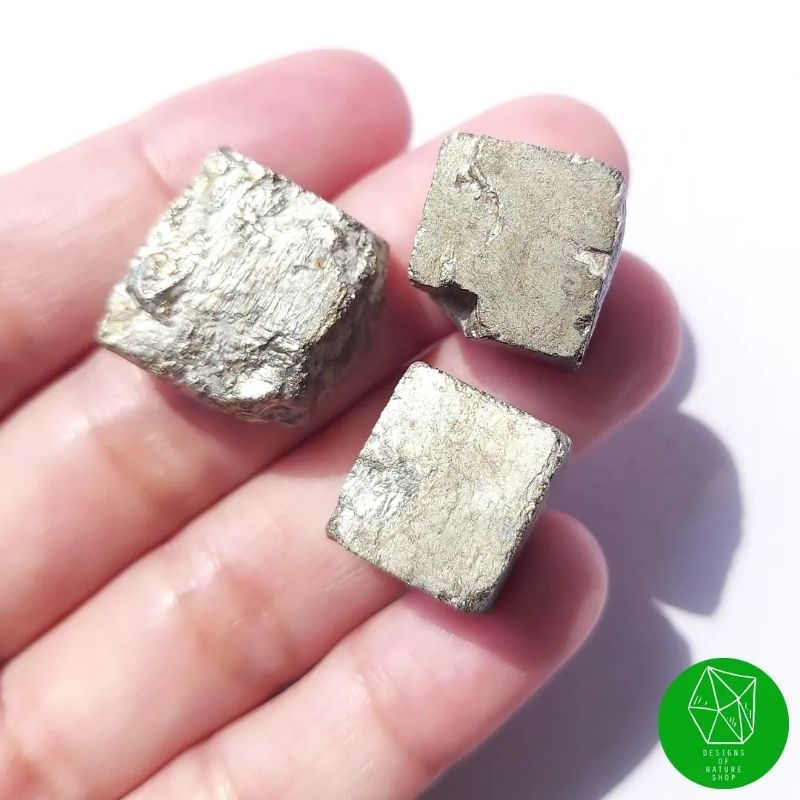 ผลึกไพไรต์ (Pyrite Cube)​ ภาพจากสินค้าจริง พร้อมส่ง!!