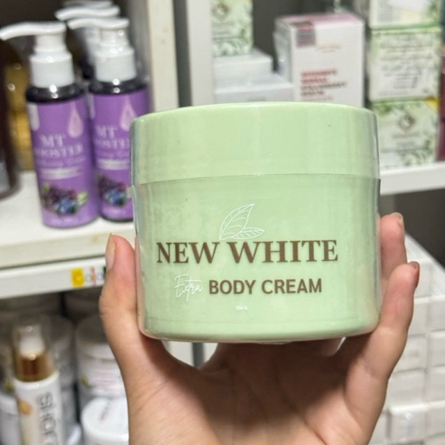 นิวไวท์แพ็คเกจใหม่ New White Body Cream ขนาด 150 ml